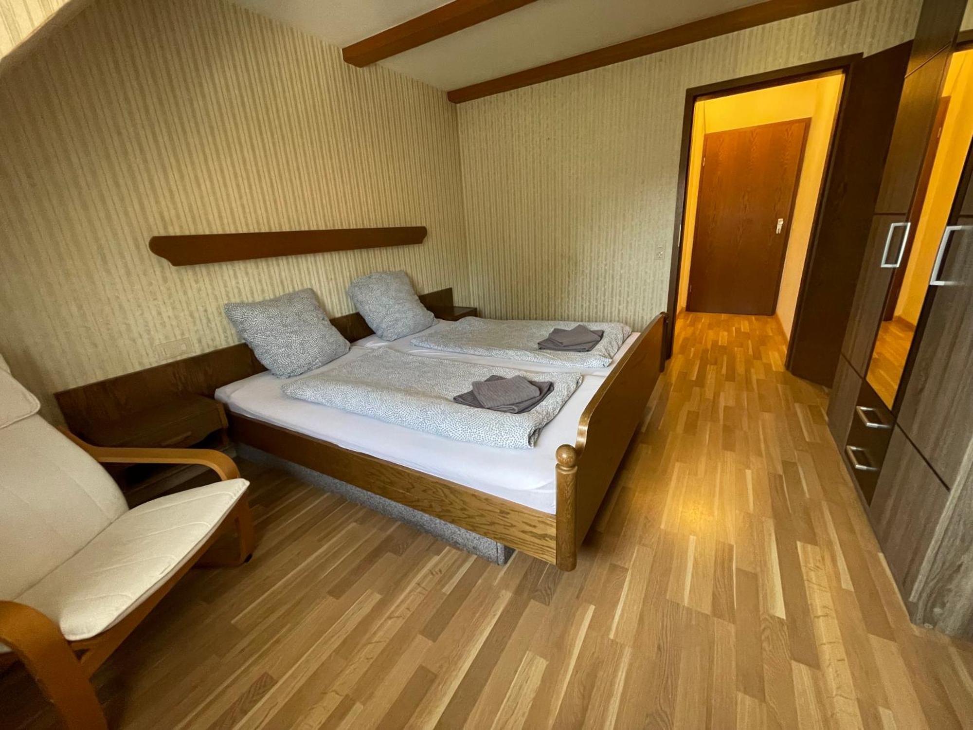 Beny Hotel Restaurant Hertingen Екстериор снимка